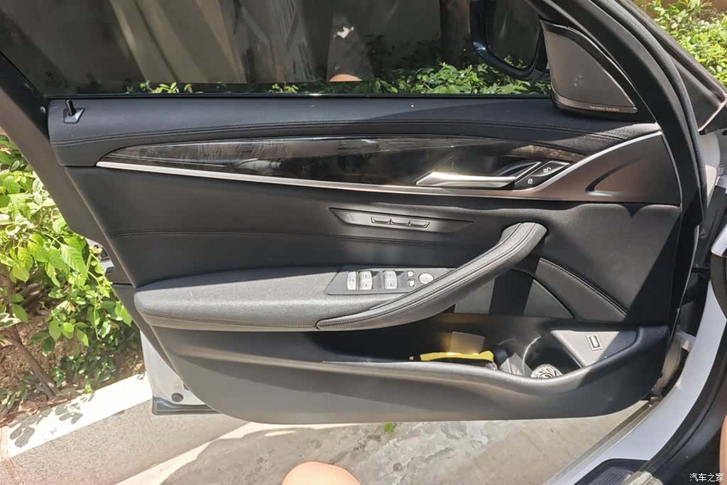 BMW 5 Series, 2018 7