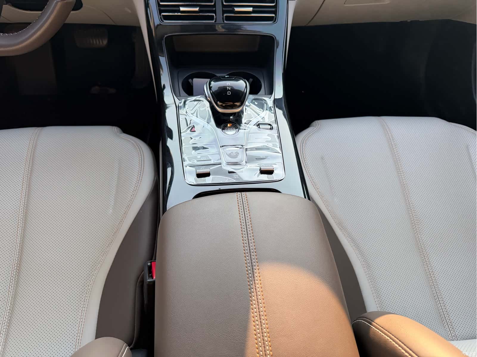 BYD Qin, 2023 12