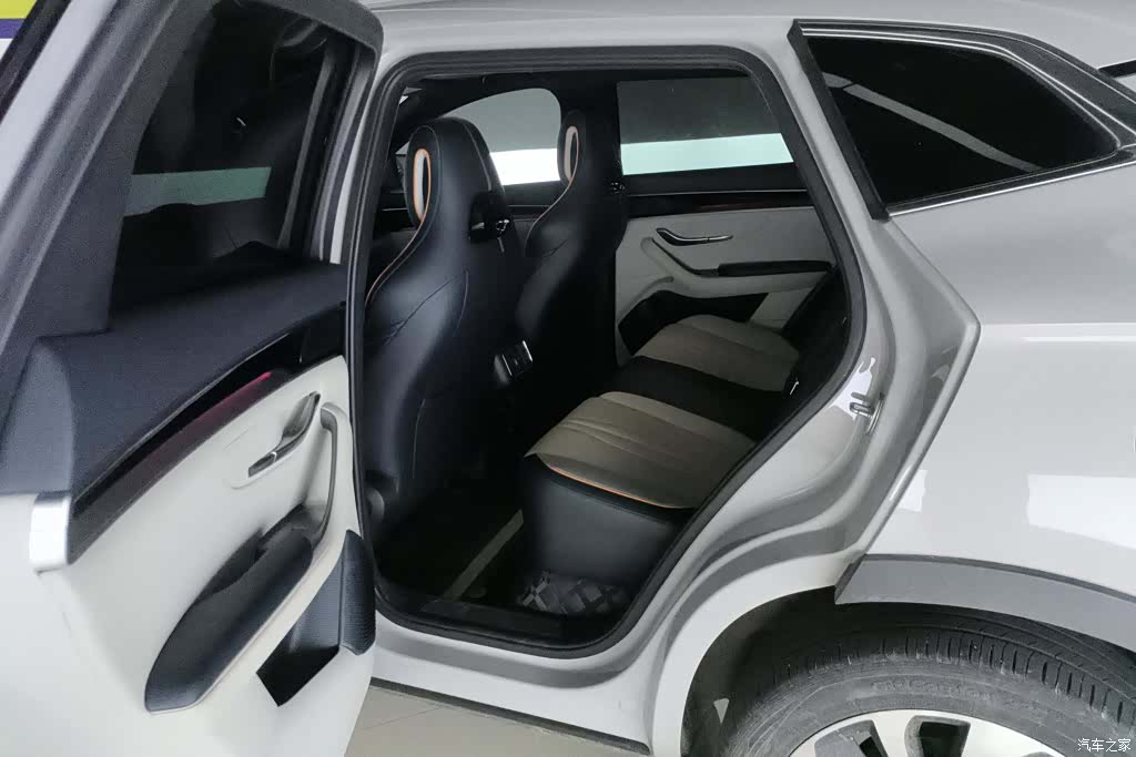 BYD Song, 2024 11