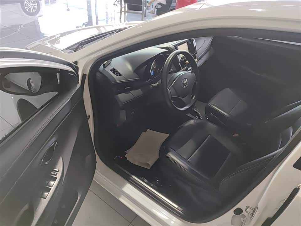 Toyota YARiS L Zhixuan