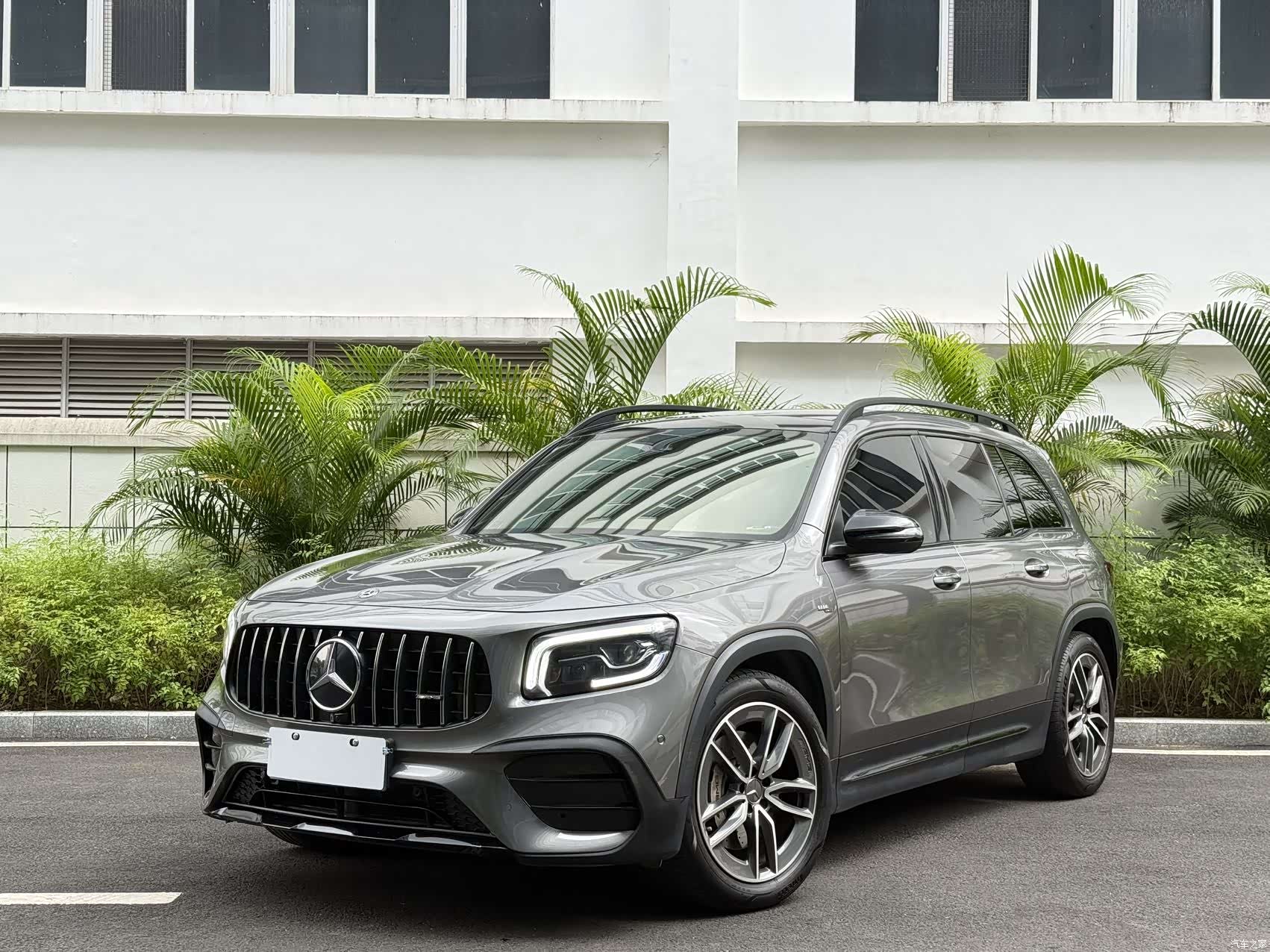 Mercedes-Benz GLB, 2021 1