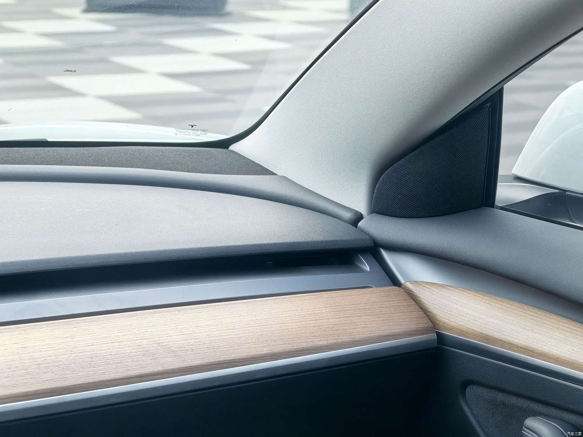Tesla Model 3, 2021 17