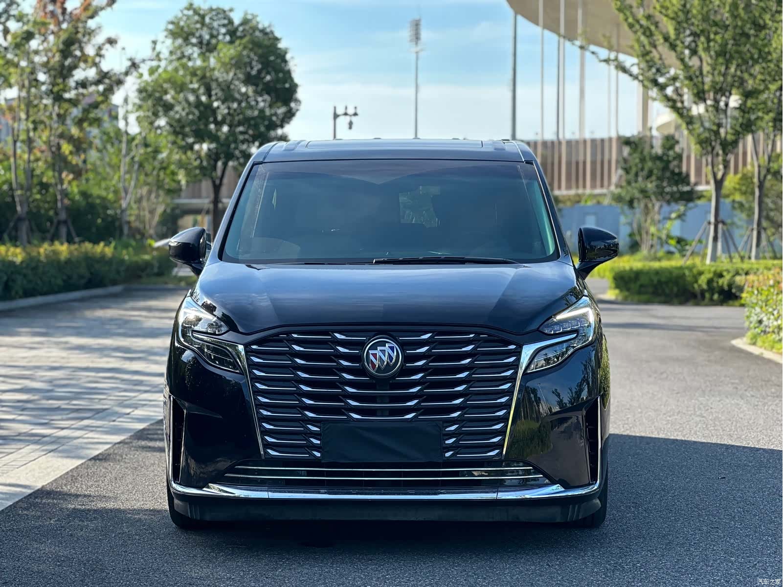 Buick GL8, 2023 2