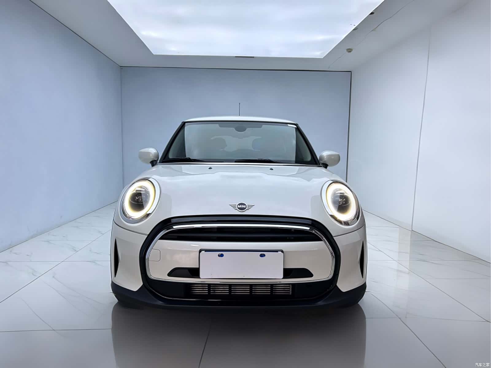 Mini ONE, 2024 2