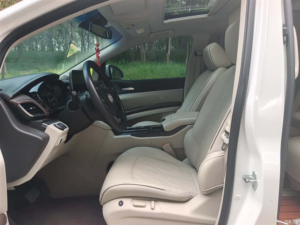 Buick GL8, 2021 7