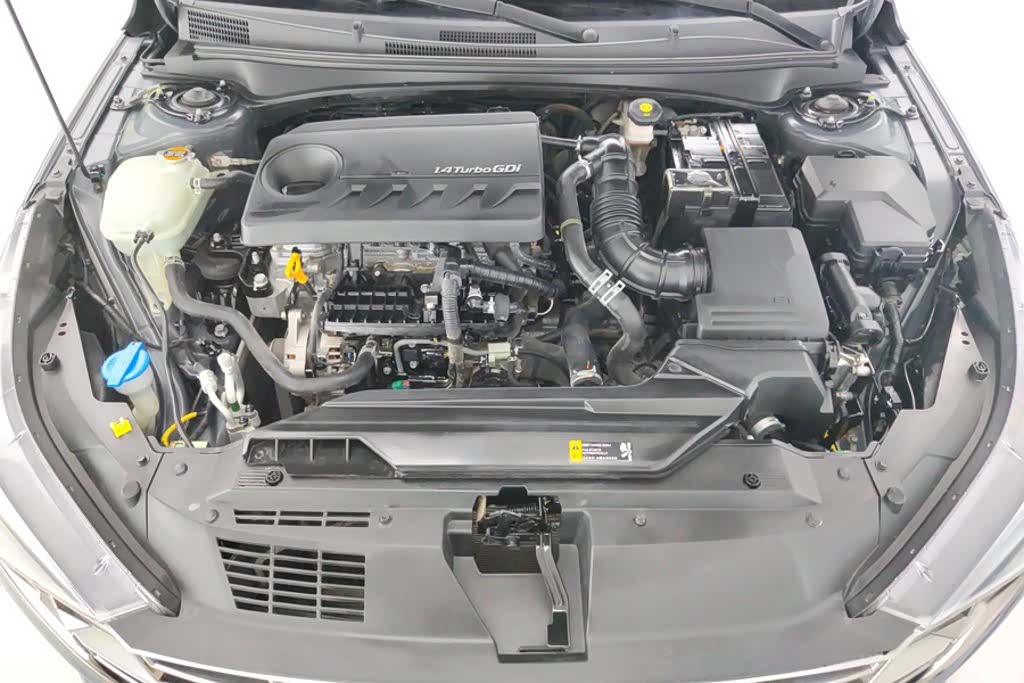 Hyundai Elantra, 2021 10