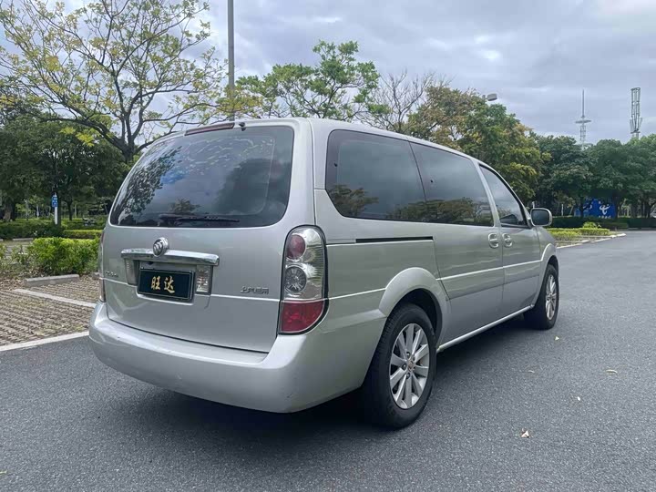 Buick GL8 2014 2.4L jing dian ban