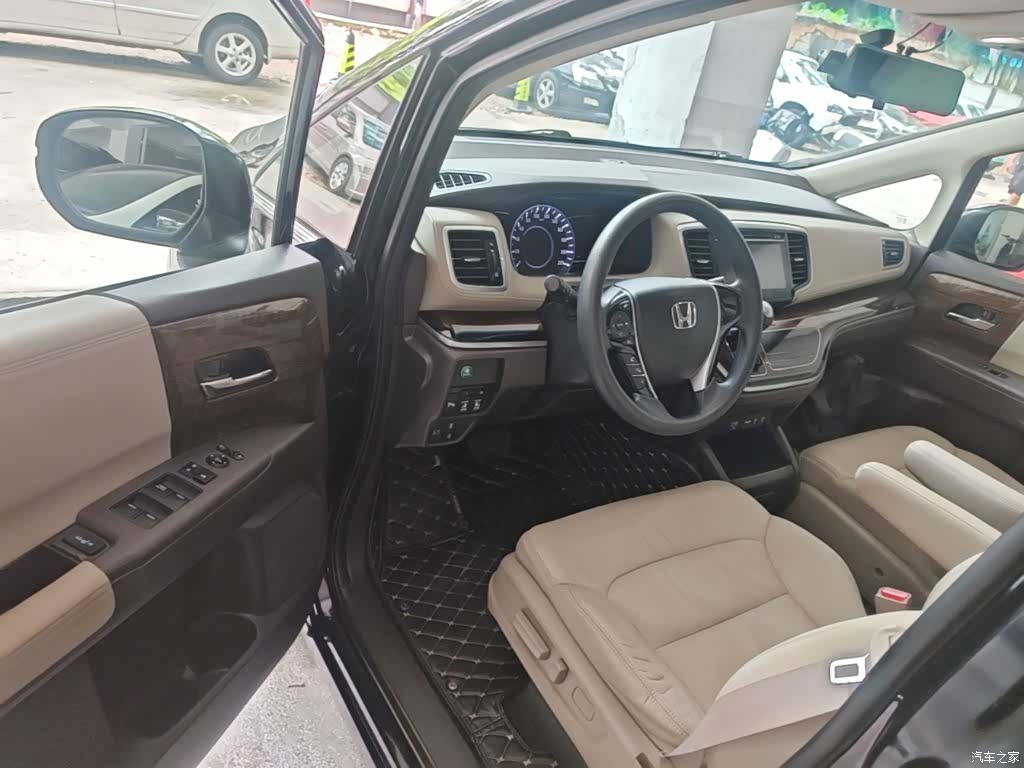 Honda Odyssey, 2016 12