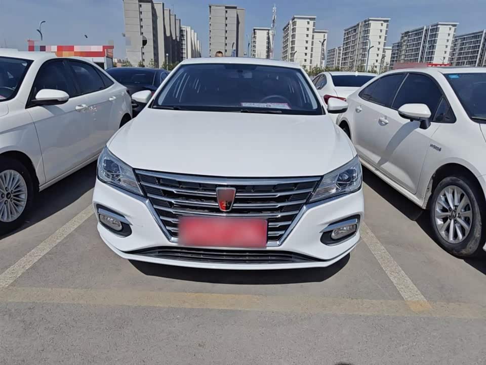 Roewe i5