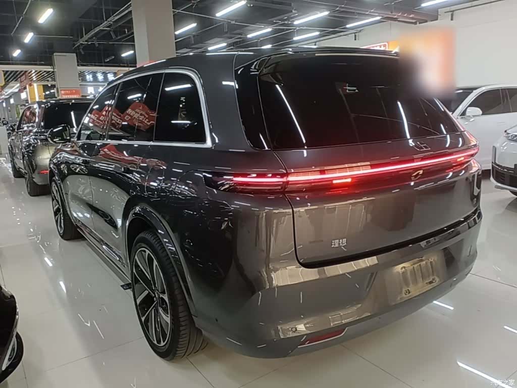 Li Auto L8, 2024 все фото