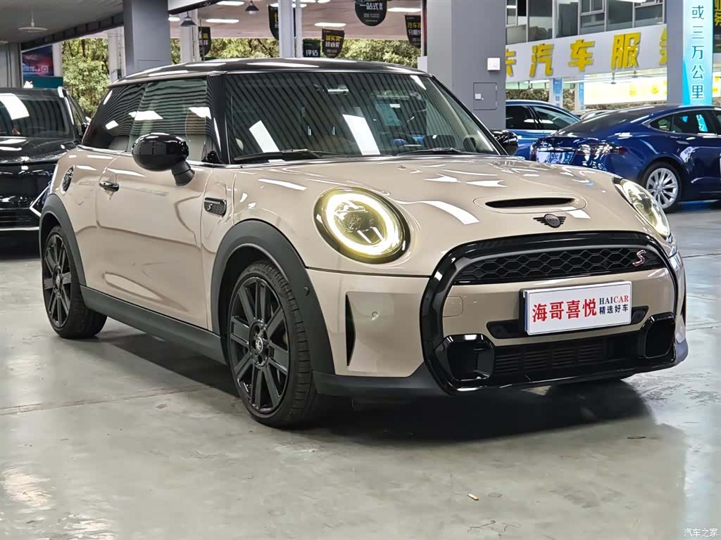 Mini Cooper, 2023 3