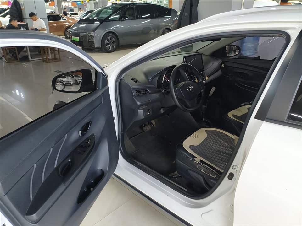 Toyota YARiS L Zhixuan