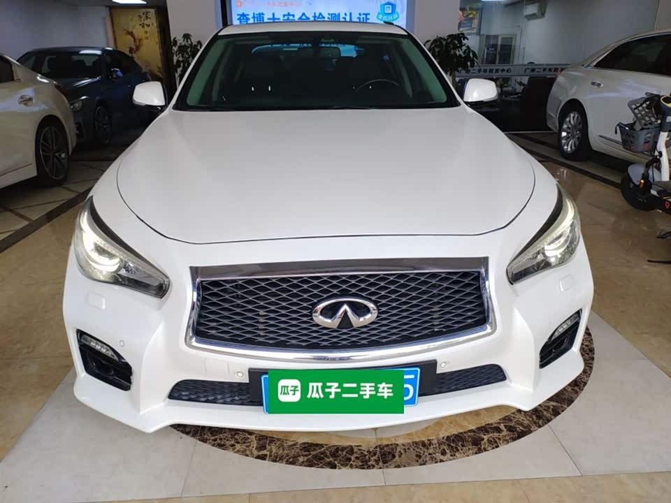Infiniti Q50