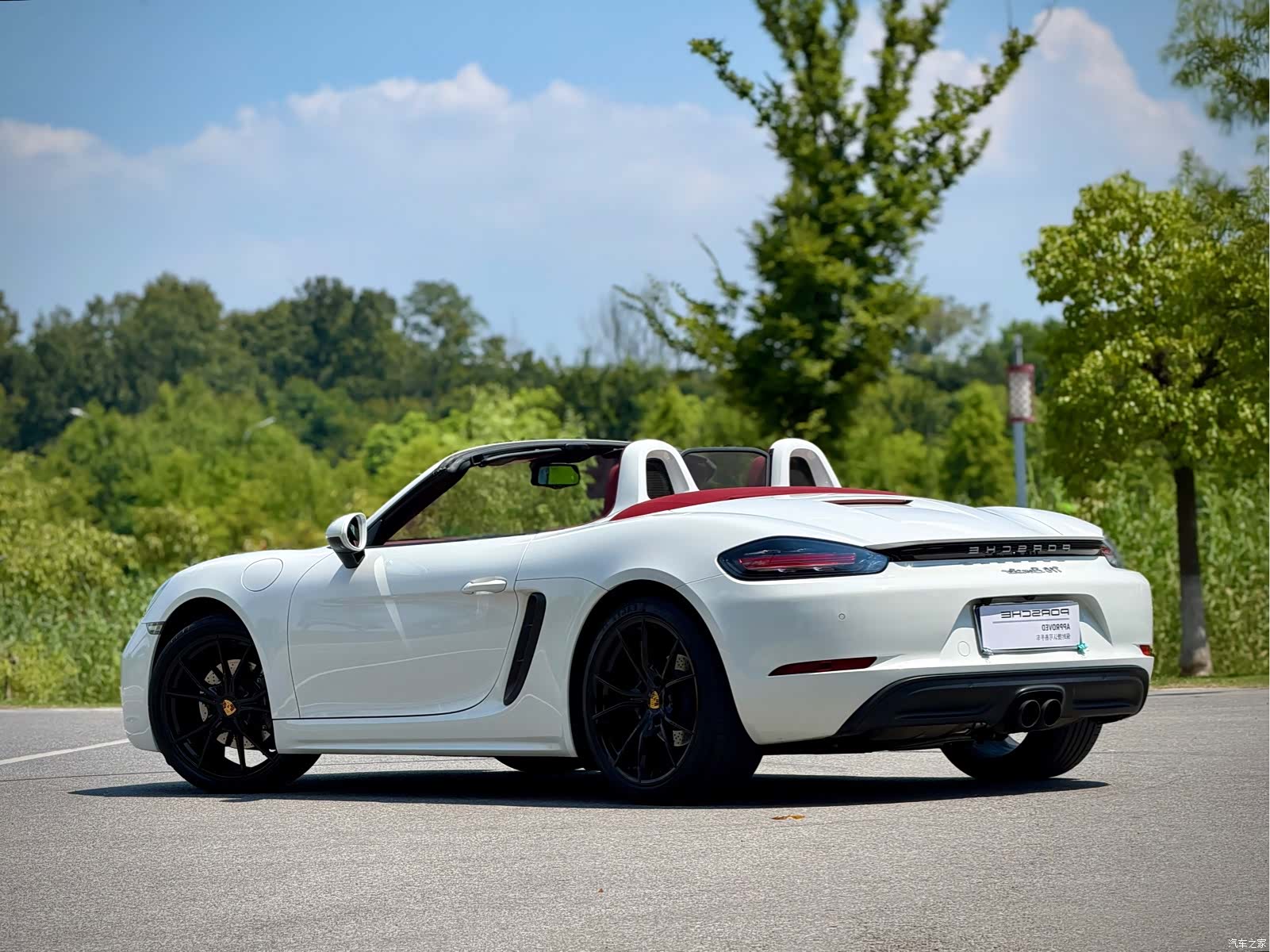 Porsche Boxster, 2018 все фото