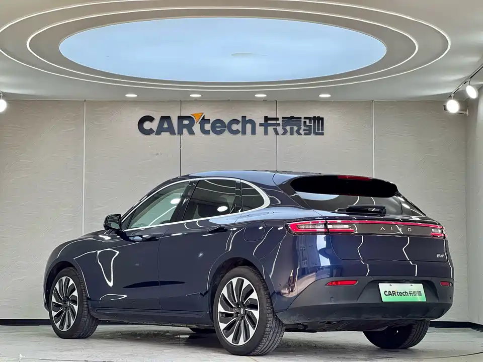 AITO Ask the world M5