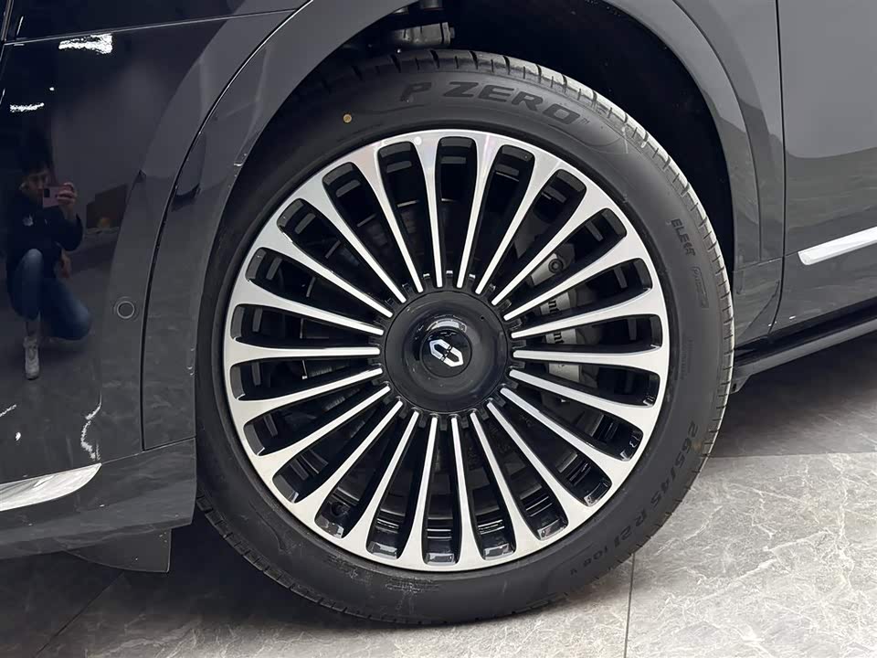 AITO Ask the world M9