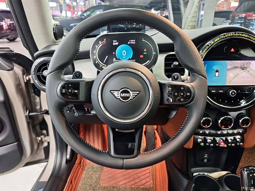 Mini Cooper, 2023 13