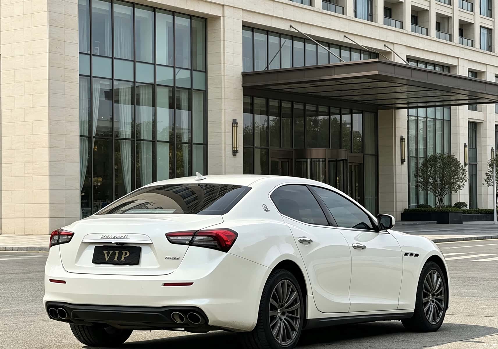 Maserati Ghibli, 2021 7