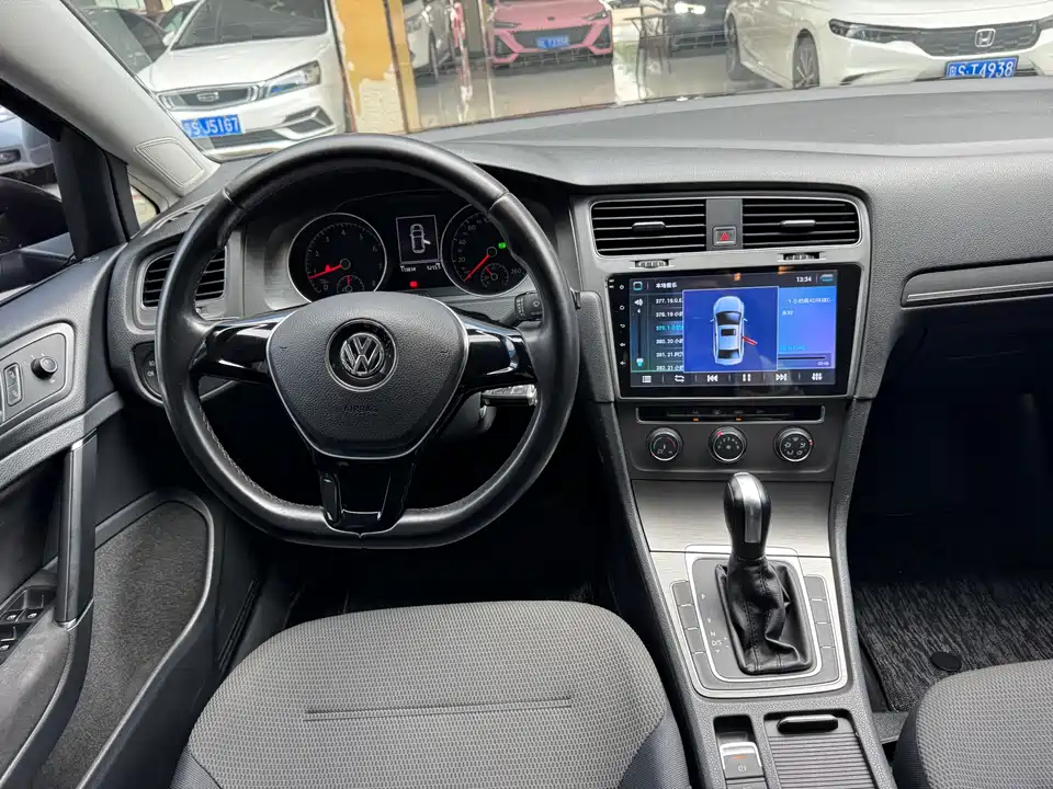 Volkswagen golf