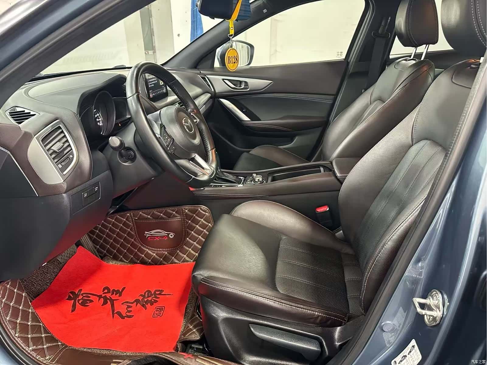 Mazda CX-4, 2019 все фото