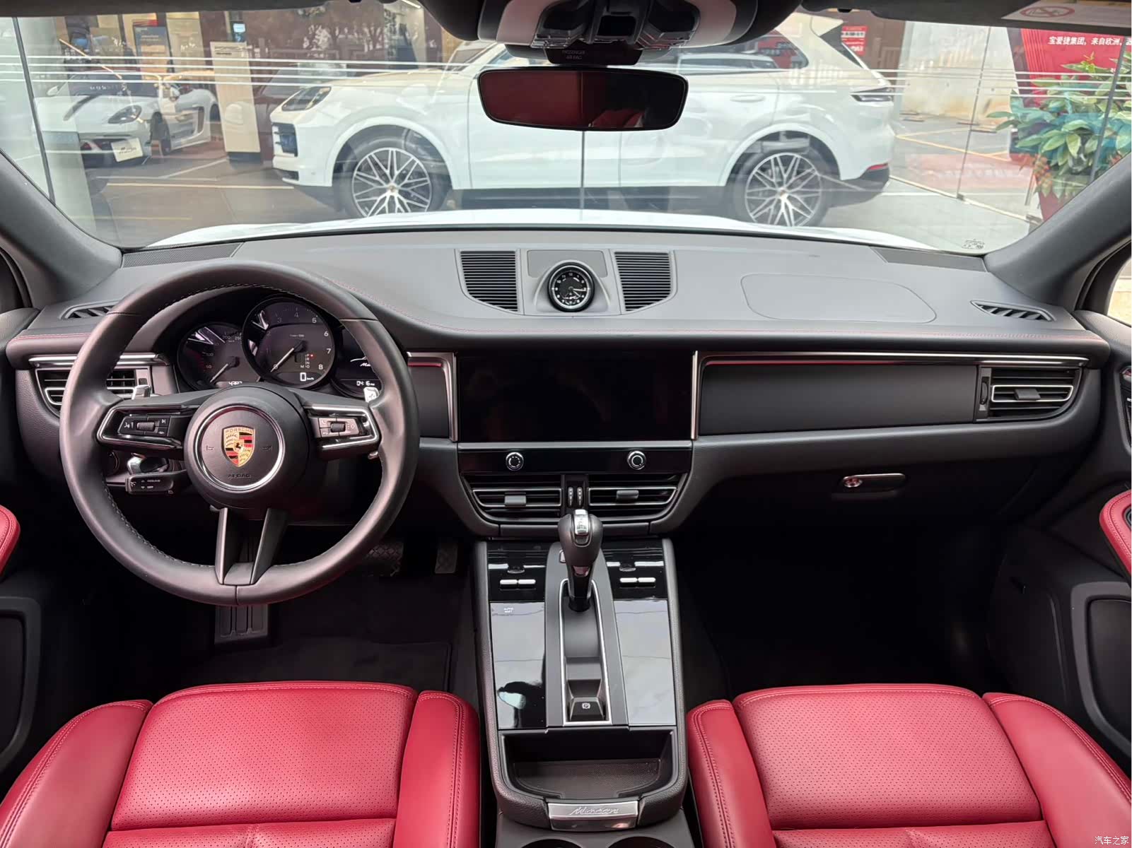 Porsche Macan, 2023 9