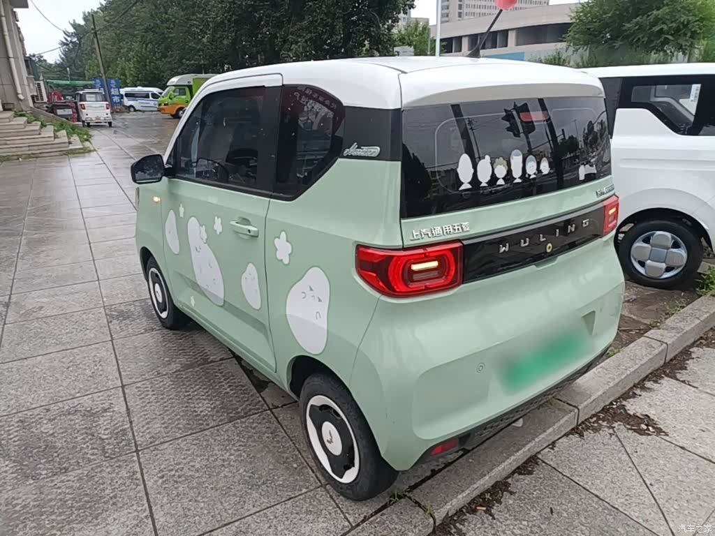 Wuling MINIEV, 2021 все фото