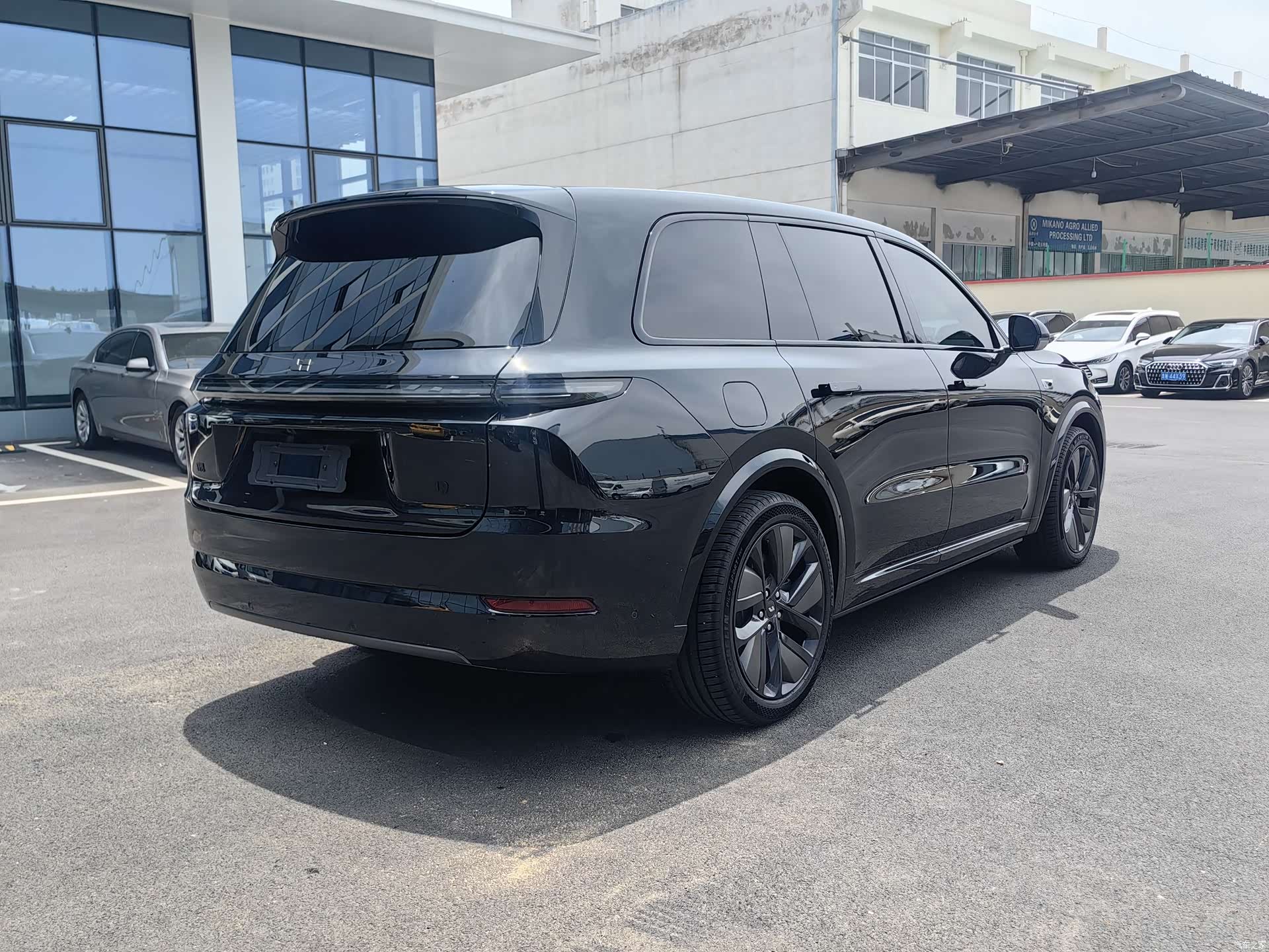 Li Auto L9, 2025 4