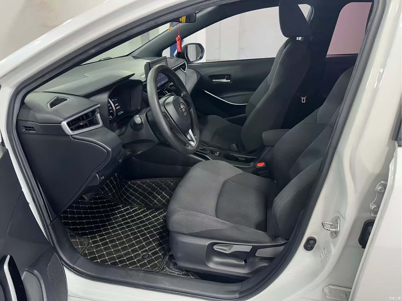 Toyota Levin, 2022 все фото