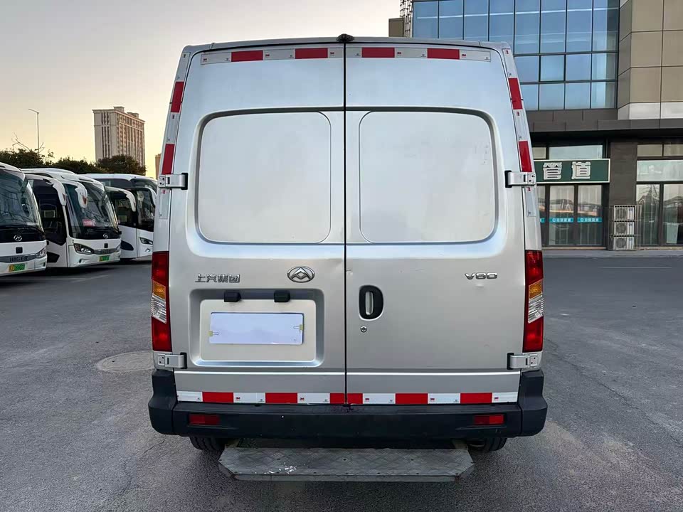 MAXUS Xintu V80