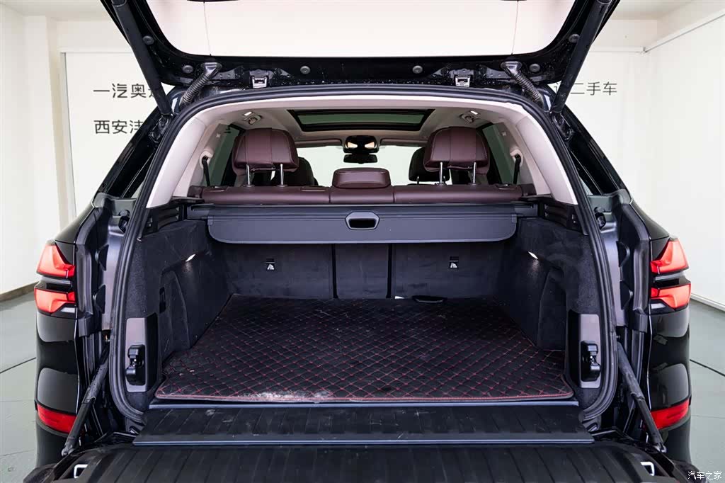 BMW X5, 2024 8
