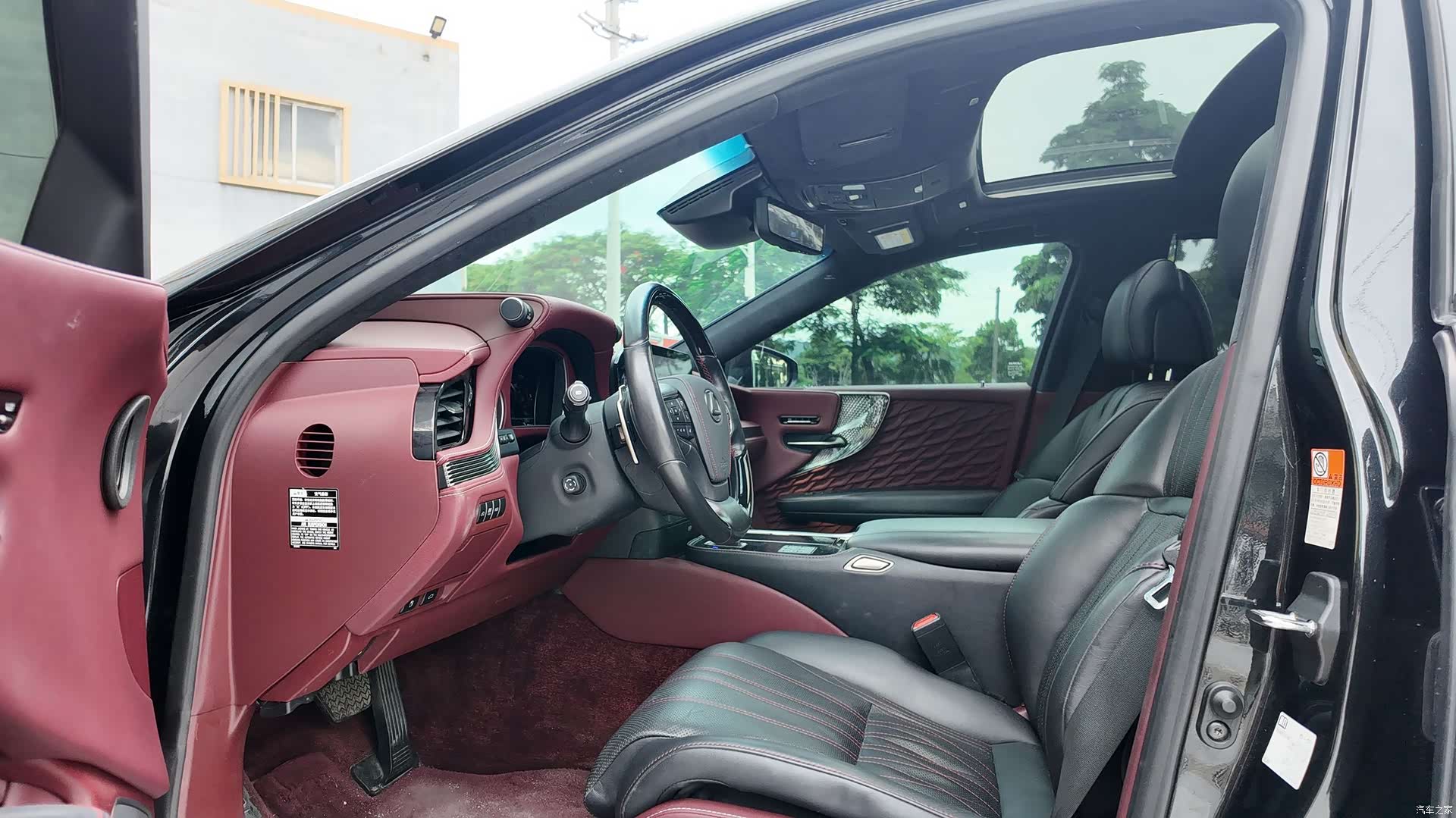 Lexus LS, 2022 8