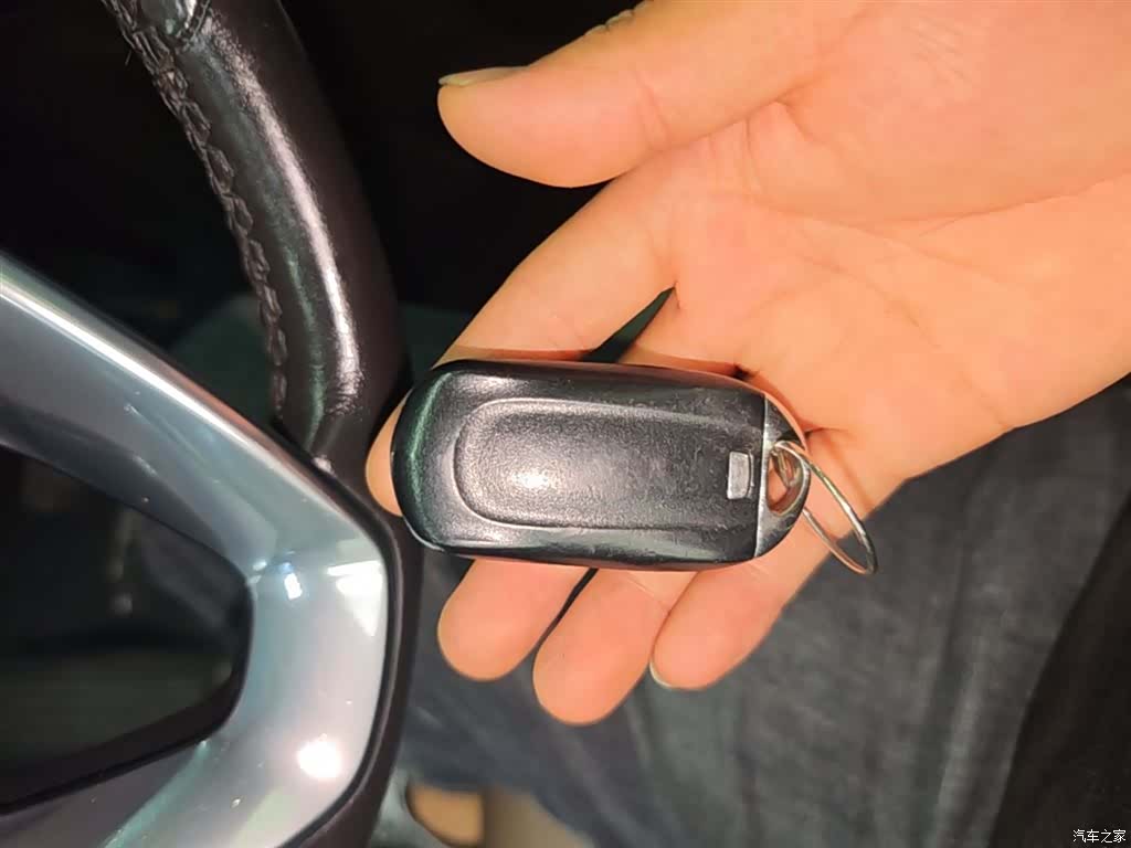Buick Enclave, 2021 9