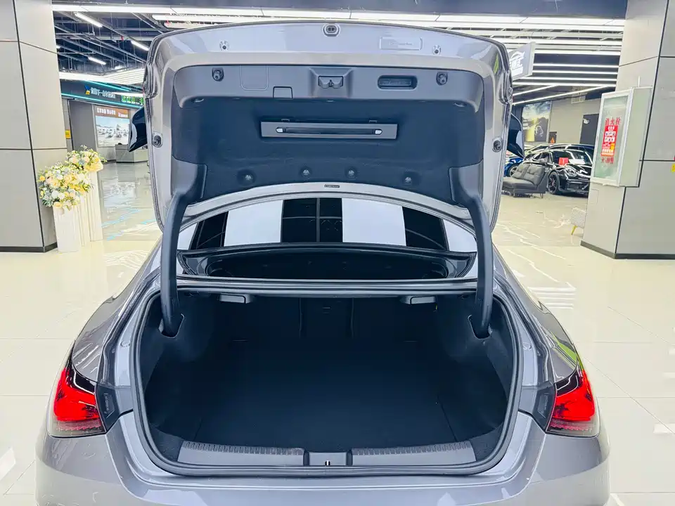 Mercedes-Benz CLA AMG