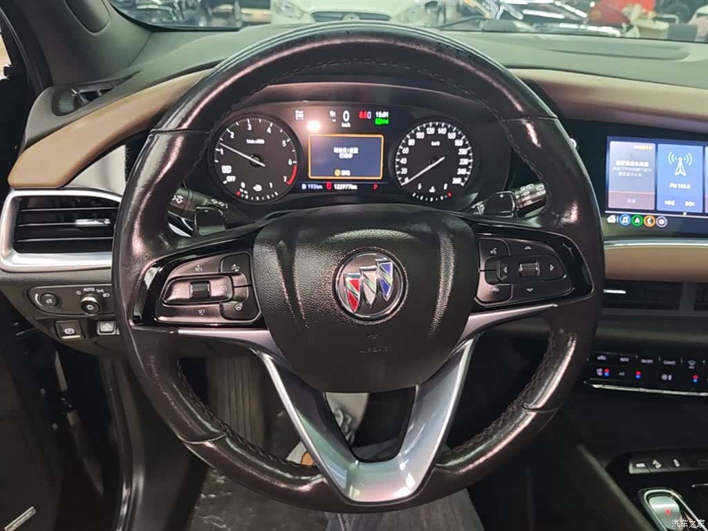 Buick Enclave, 2021 11