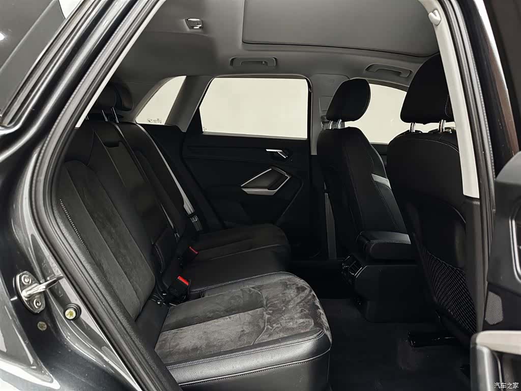 Audi Q3, 2022 18