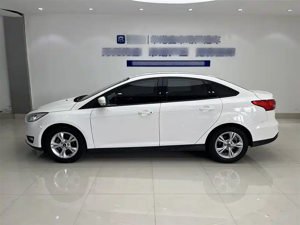 Ford Fox