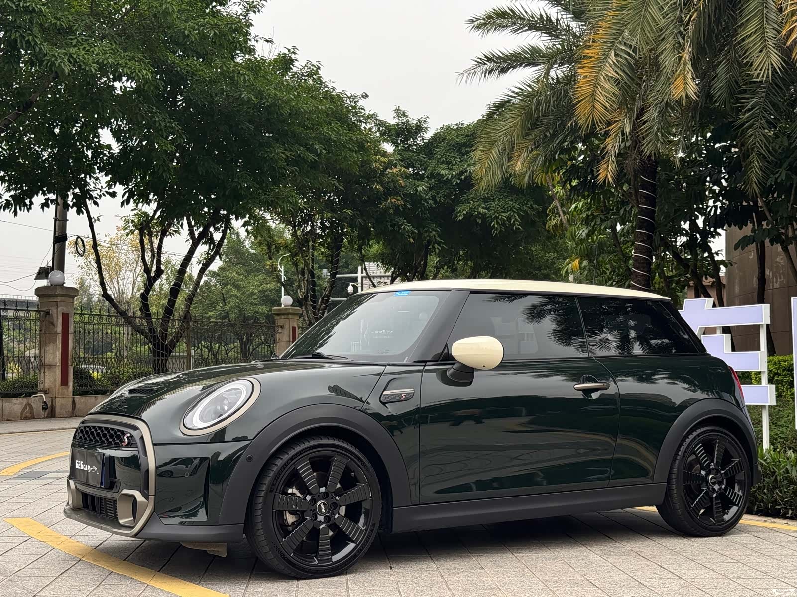 Mini Cooper, 2022 1