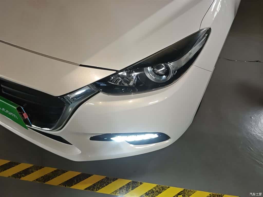 Mazda Mazda3, 2017 24