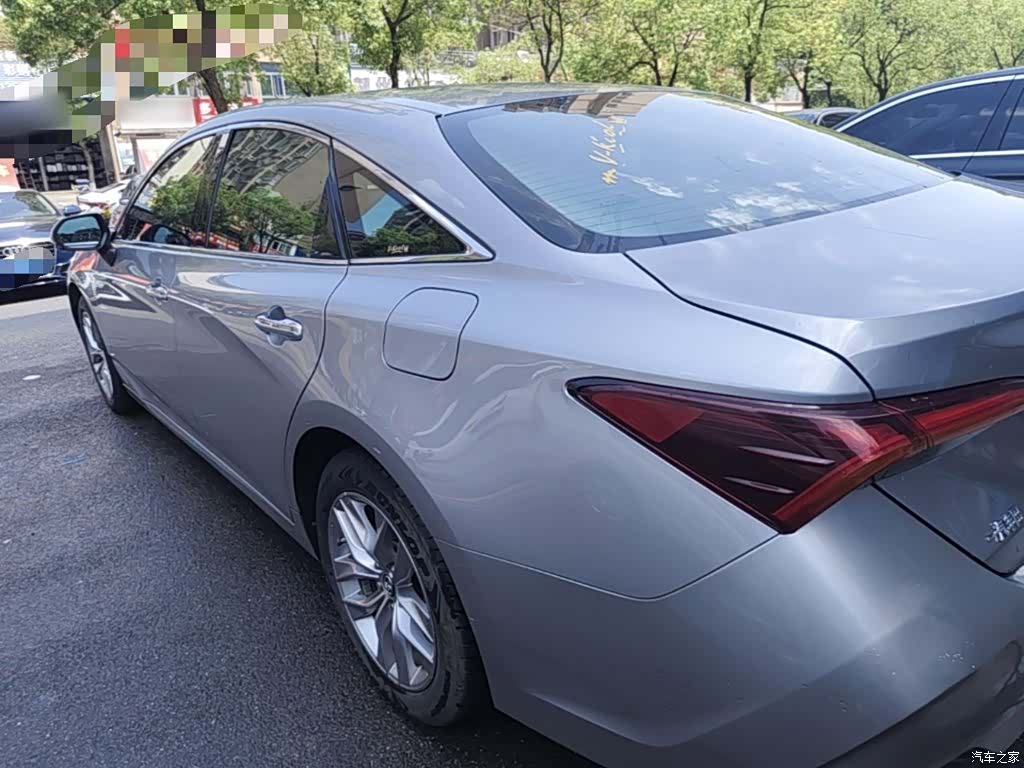Toyota Avalon, 2020 все фото