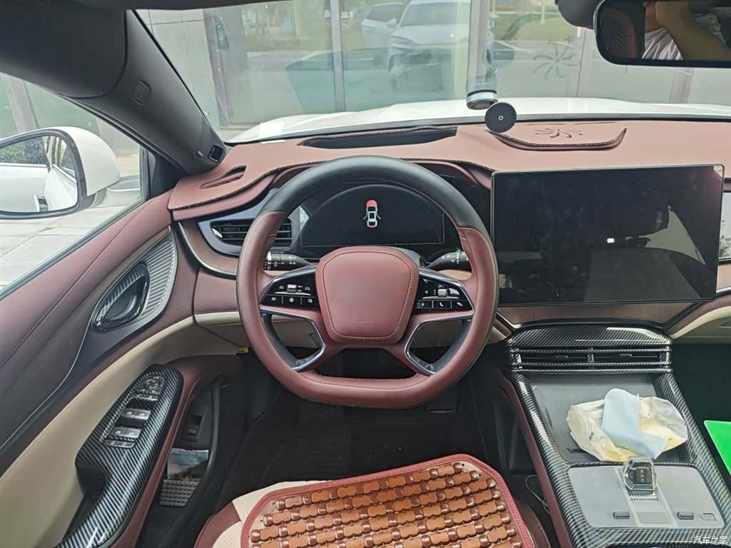 BYD Seal, 2025 11