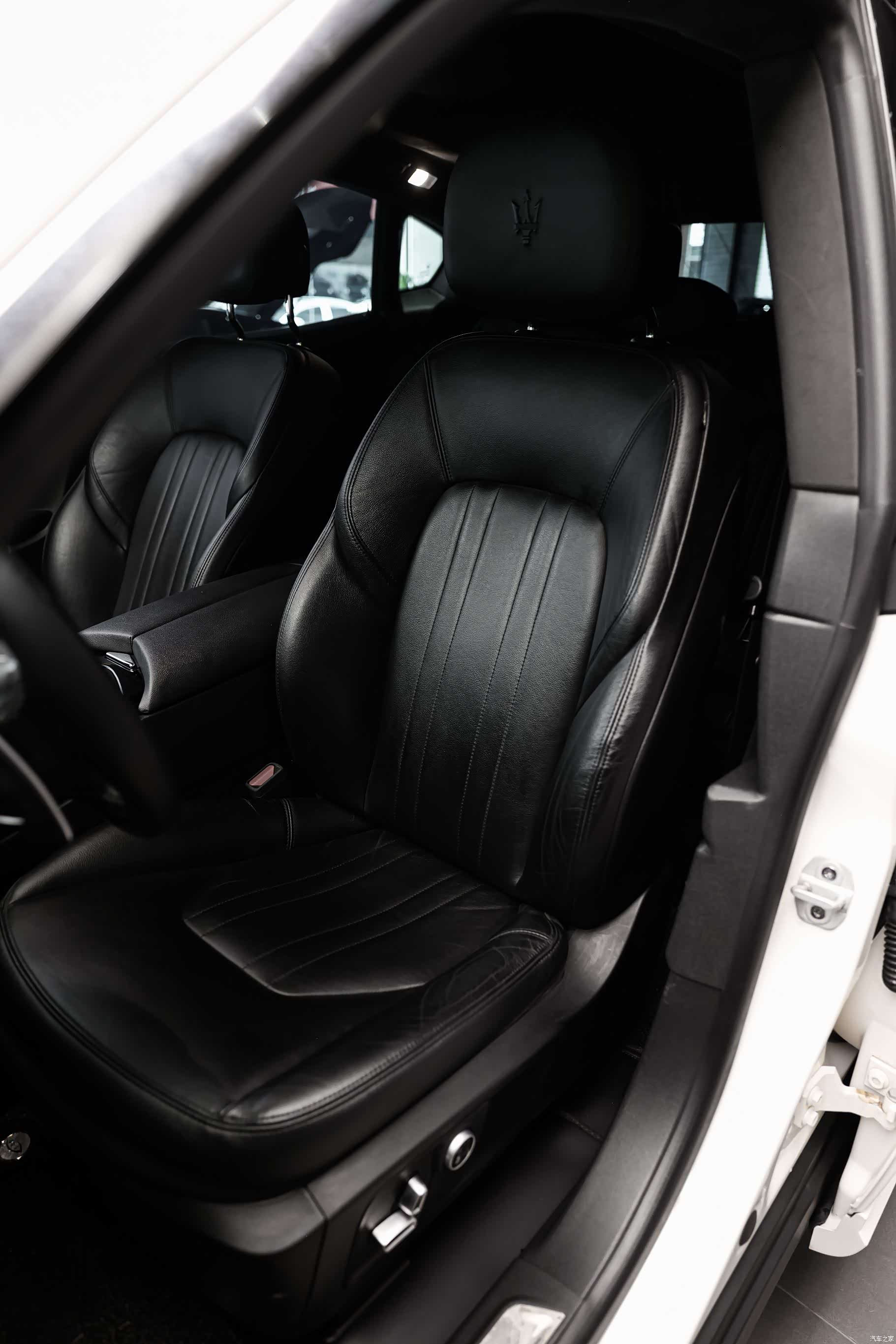 Maserati Levante, 2023 17