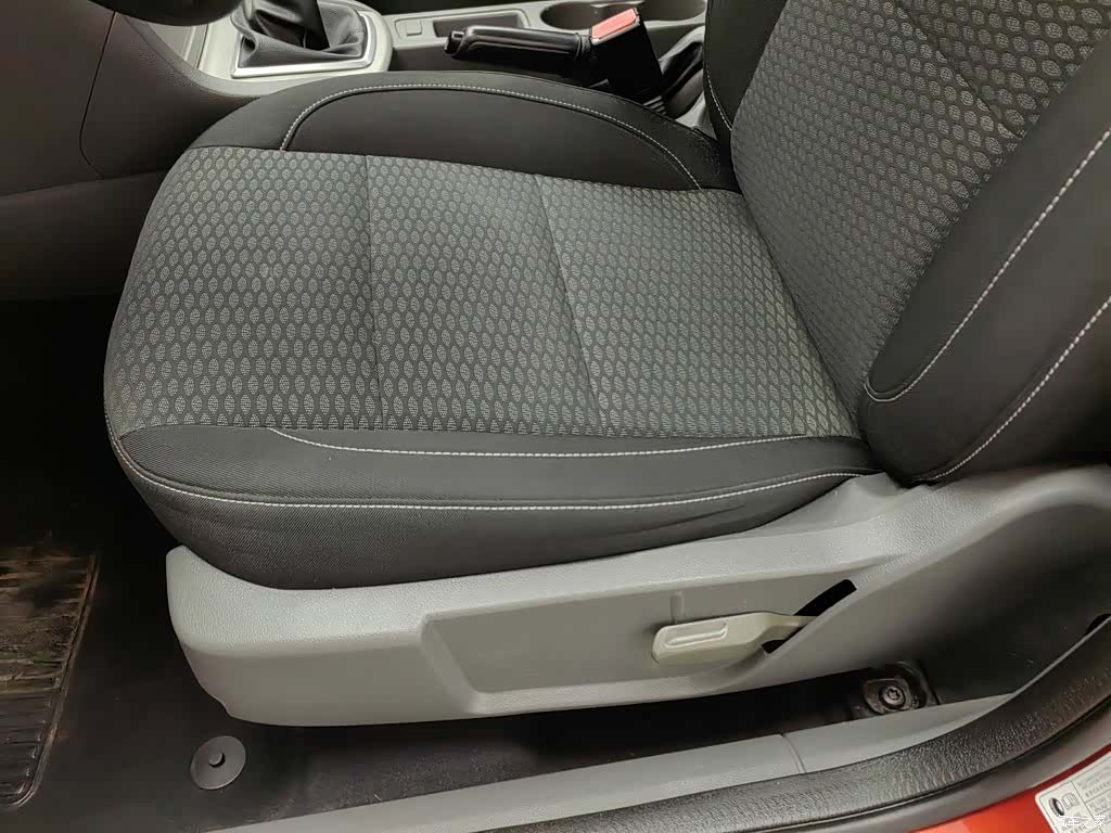 Ford Focus, 2013 20