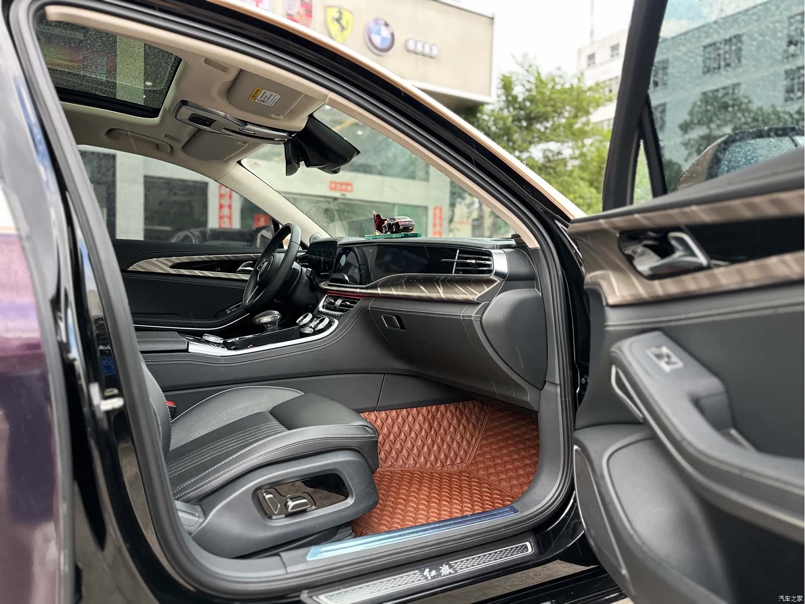 Hongqi H9, 2022 9