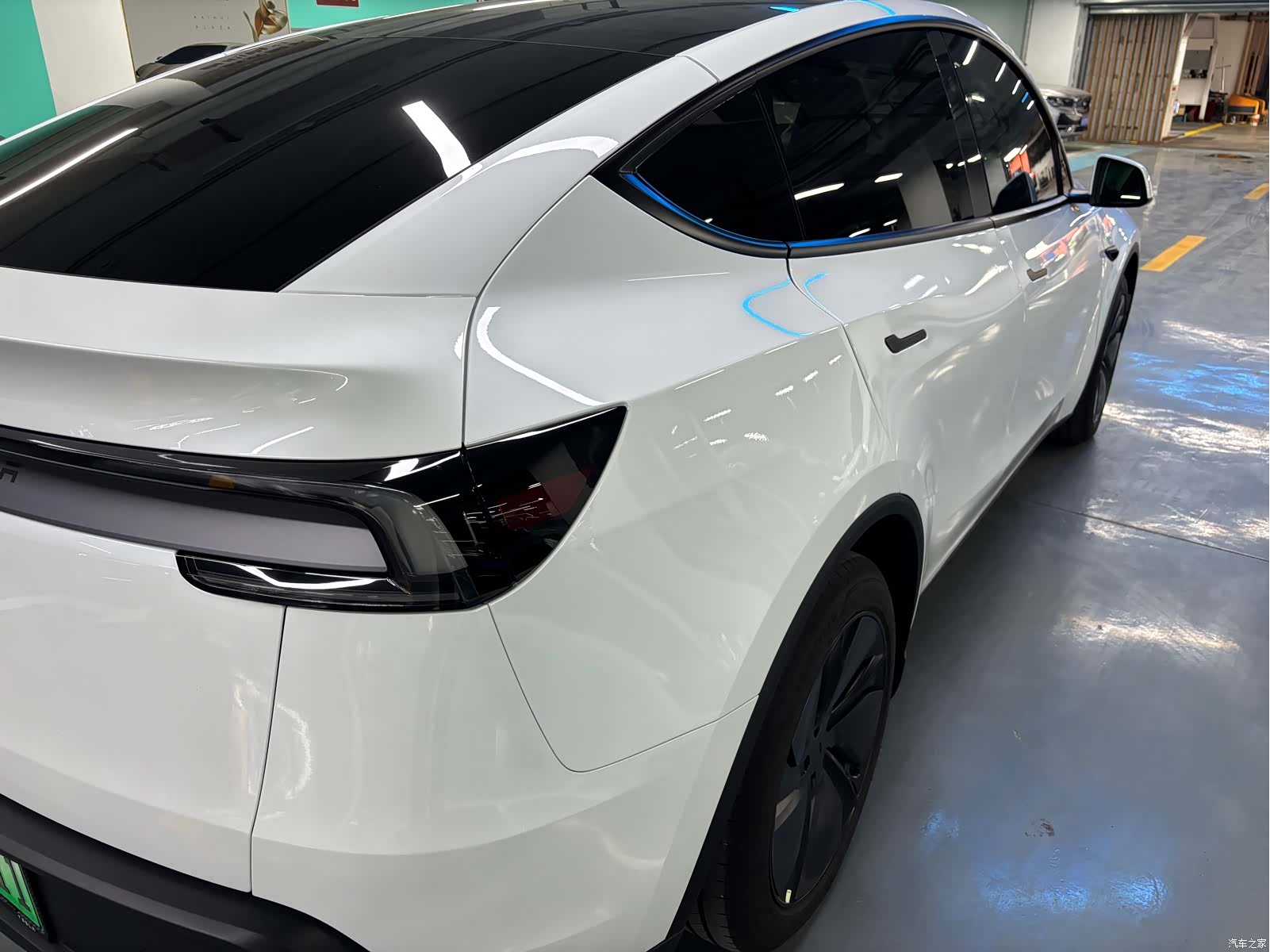 Tesla Model Y, 2025 18