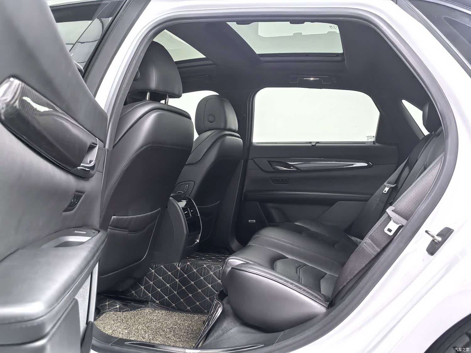 Cadillac CT6, 2018 7