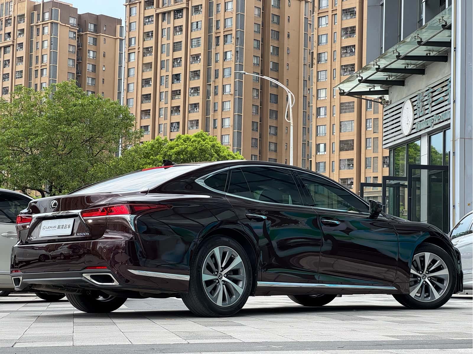 Lexus LS, 2019 6