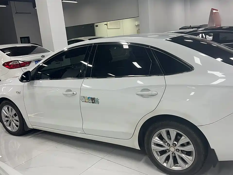 Buick Yinglang