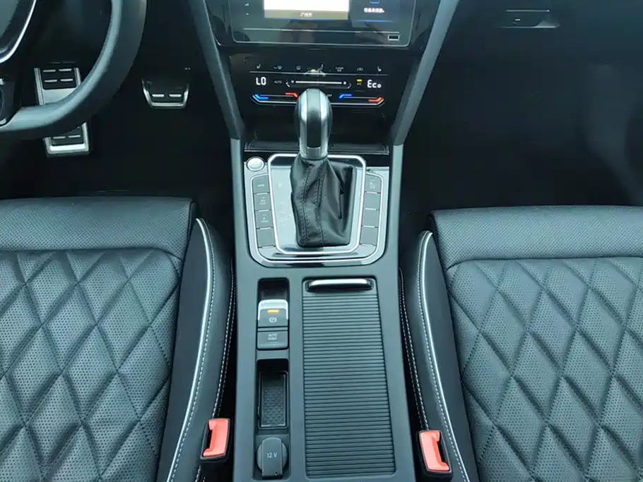 Volkswagen Magotan GTE