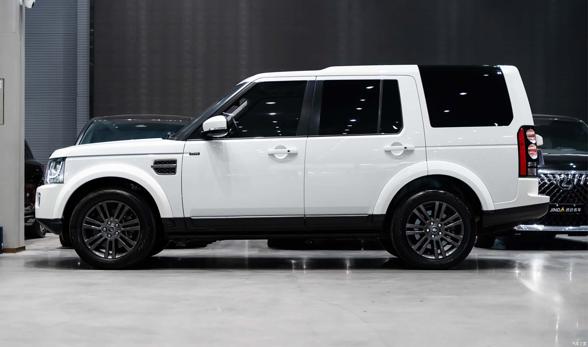 Land Rover Discovery, 2016 4