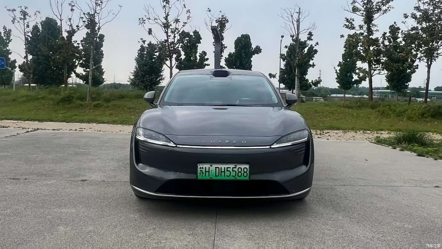 Luxeed R7, 2025 1